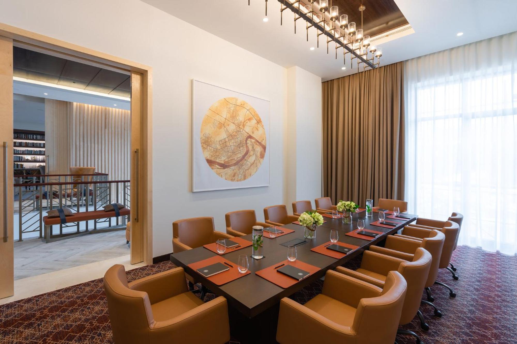 Viceroy Kopaonik Serbia Dış mekan fotoğraf The boardroom of the Presidential Suite