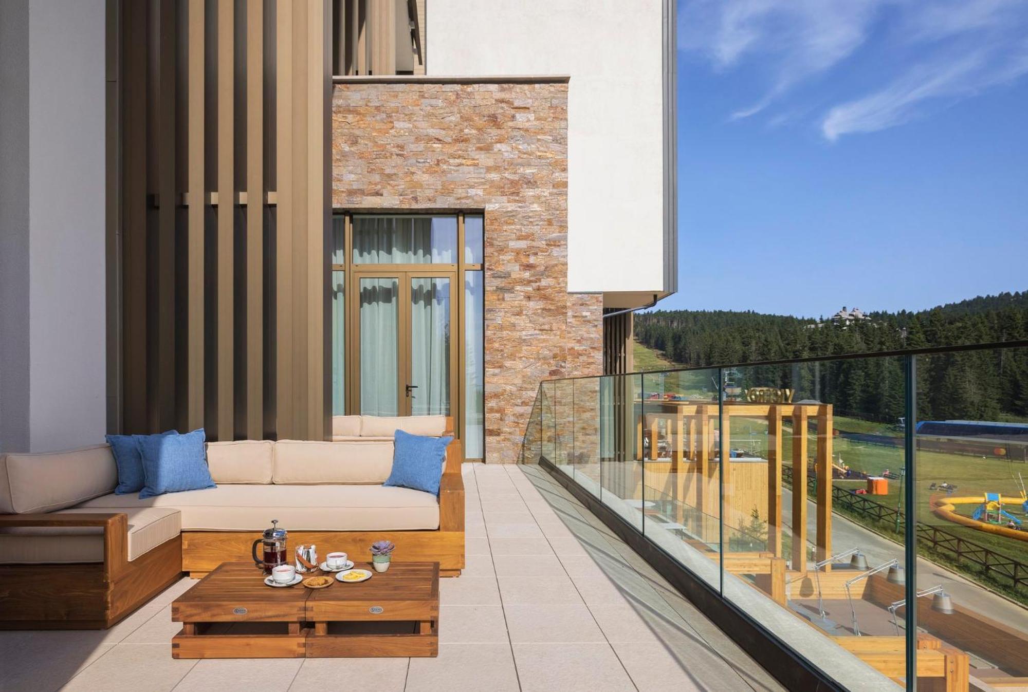 Viceroy Kopaonik Serbia Dış mekan fotoğraf The Terrace