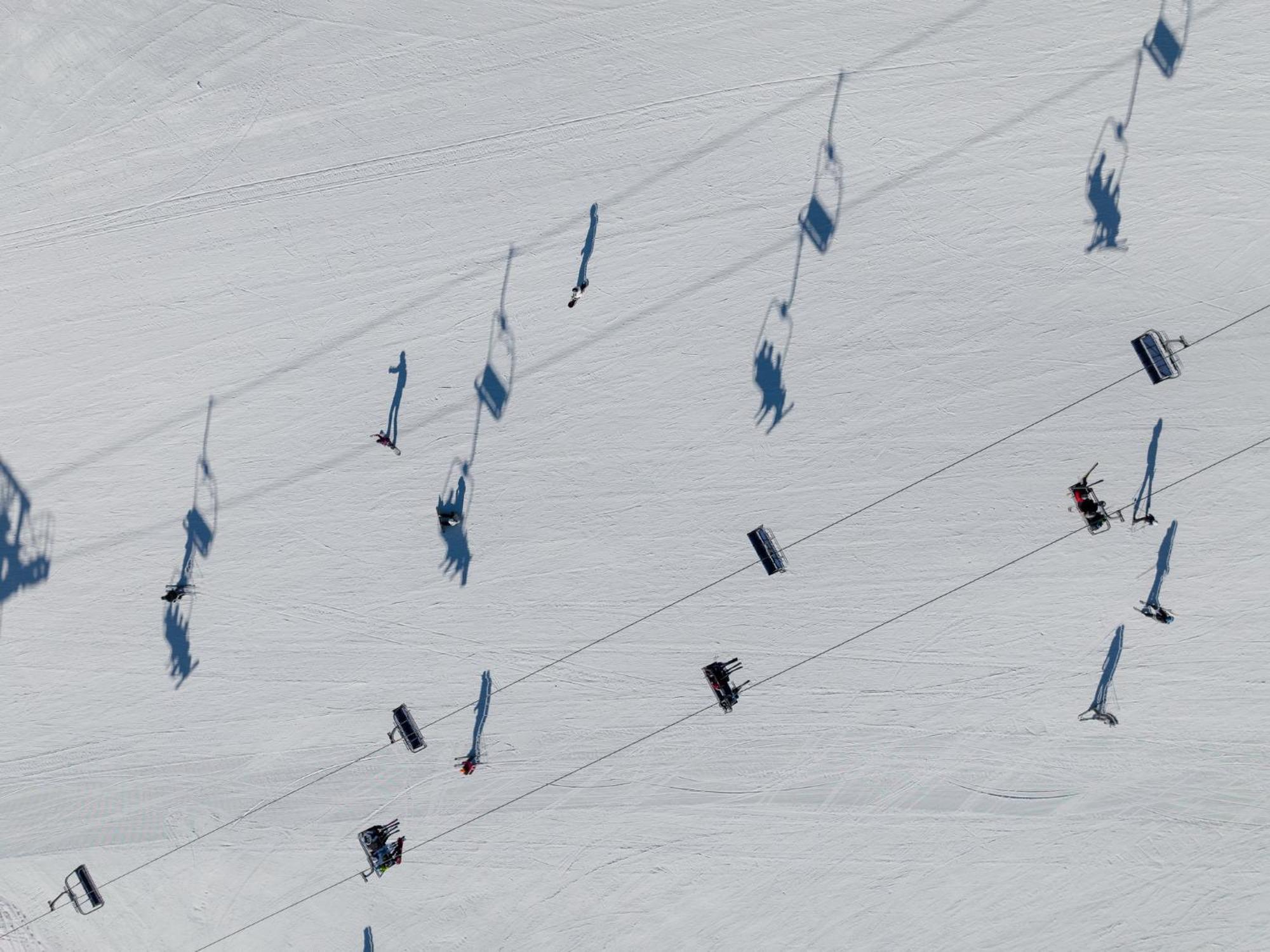 Viceroy Kopaonik Serbia Dış mekan fotoğraf Aerial tramway
